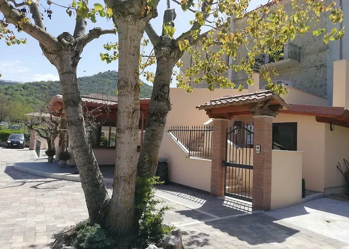 La Taverna Frühstückspension 3*